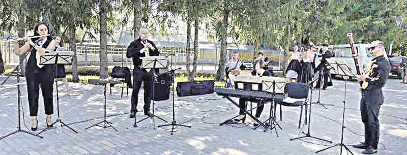 «Музика понад часом» зібрала шанувальників класики у Хмільнику