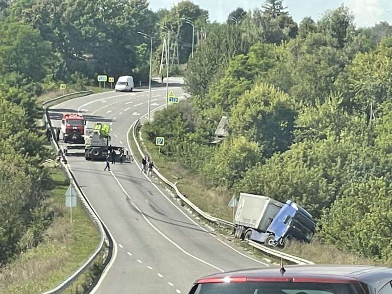 В Пултівцях щоденно автотрощі (відео)