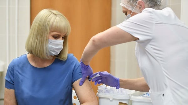 У Вінниці 73,6 % освітян вакцинувались від covid-19