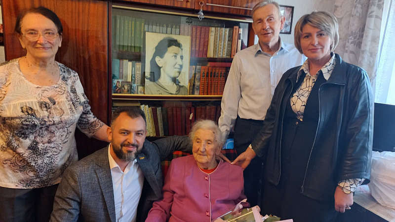 Вінничанку Надію Заянчковську привітали із 100-річним ювілеєм