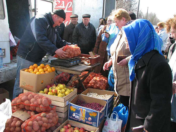 Осінніх ярмарків у Вінниці не буде! Картоплю по 5 гривень невигідно везти на один день торгівлі?