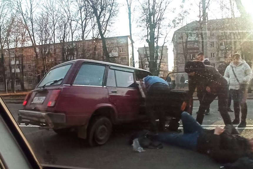 В автотрощі у Вінниці травмувався водій “ВАЗУ” (відео)
