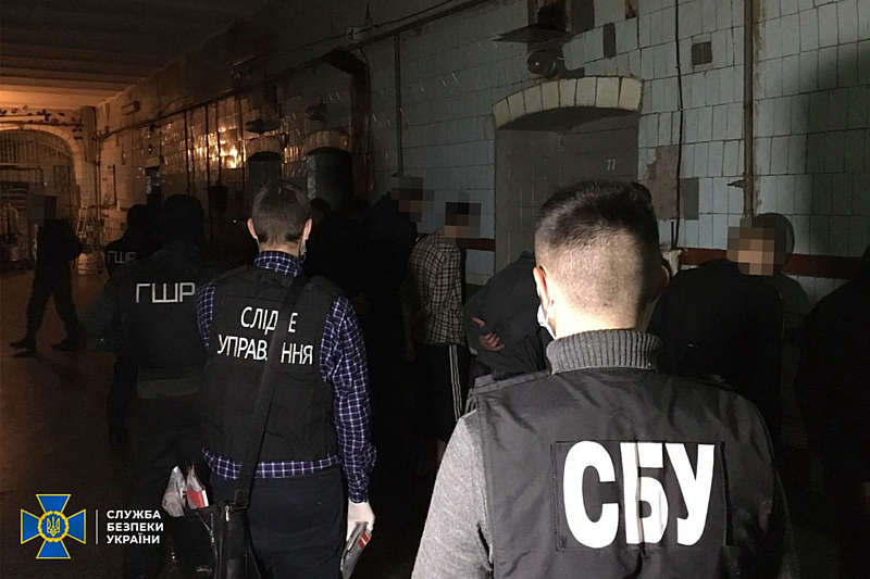 Мережу онлайн-шахраїв організував ув’язнений вінницької колонії (відео)