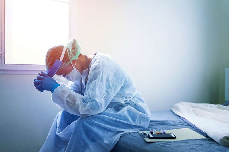 Вінничанку рятують нейрохірурги після автотрощі на Пирогова