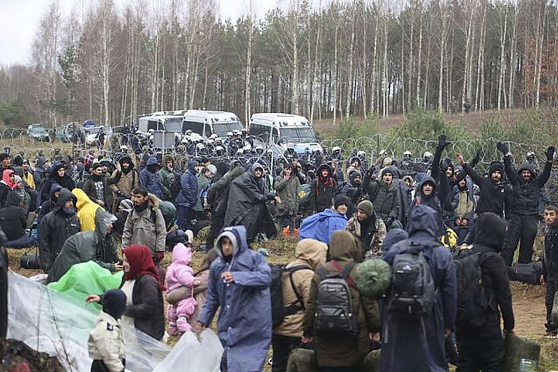 Мігранти з Білорусії уже проникли до України