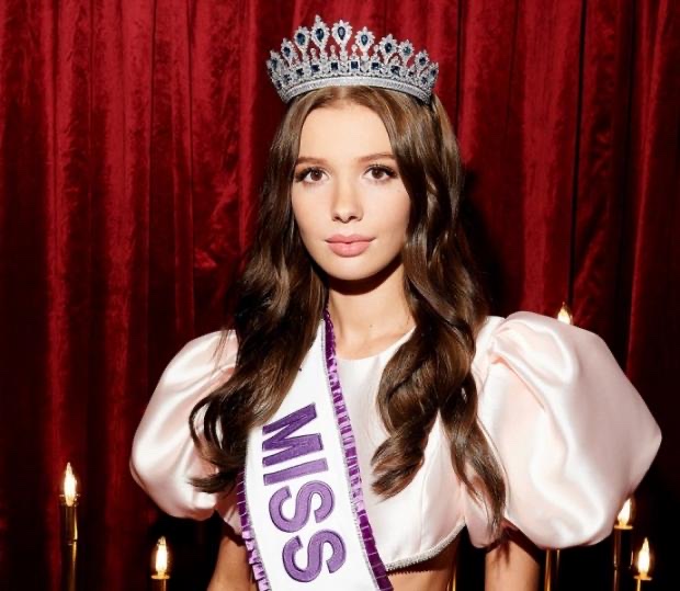 «Міс Україна» з Калинівки Олександра Яремчук може не потрапити на конкурс «Міс Світу». Чому?