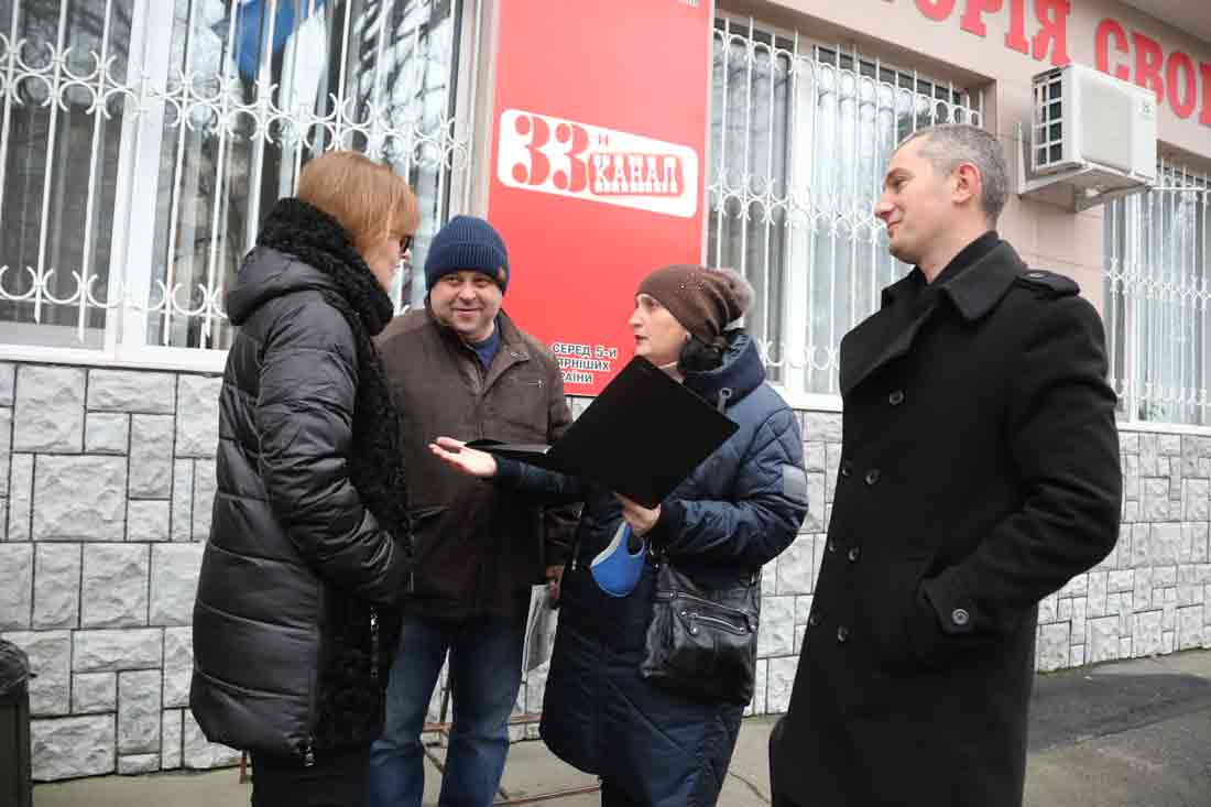 На елітних дачах у «Малинівці» протистояння продовжується