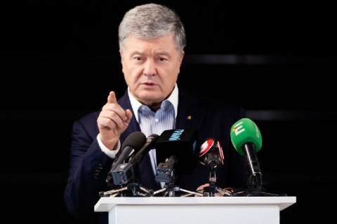 Порошенку оголосили підозру  у держзраді та співпраці із терористами