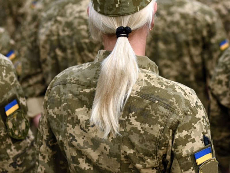 Українки в армію? (Опитування)