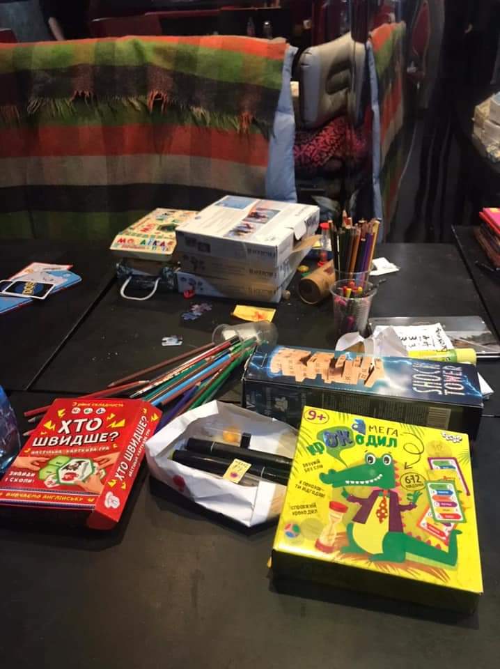 В Курсалі годують військових та дали притулок біженцям