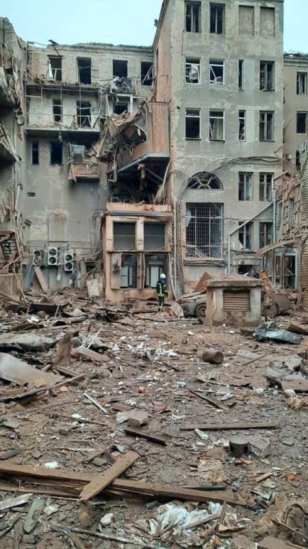 Дві тисячі мирних українців загинули за сім днів війни