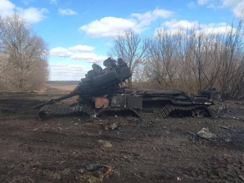 Спільними зусиллями перетворюємо техніку окупанта на металобрухт