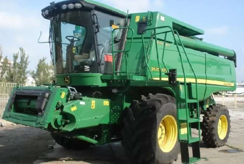 “Асвабадітєль Дон-Гандон” викрав в Україні комбайнів на 1,5 мільйони євро