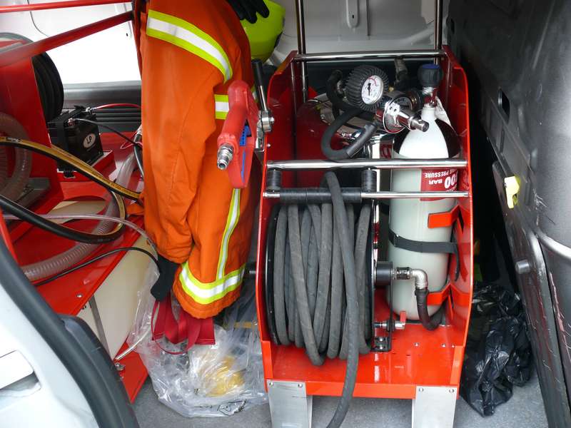 Вінницьким лісівникам представили сучасну протипожежну техніку