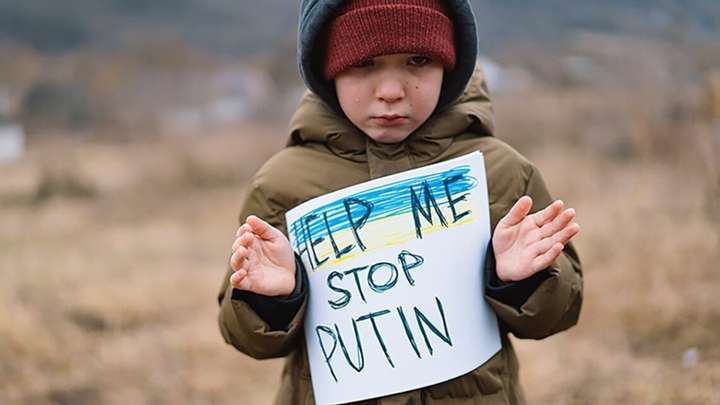 Окупанти викрадають родичів українських військових – в тому числі дітей