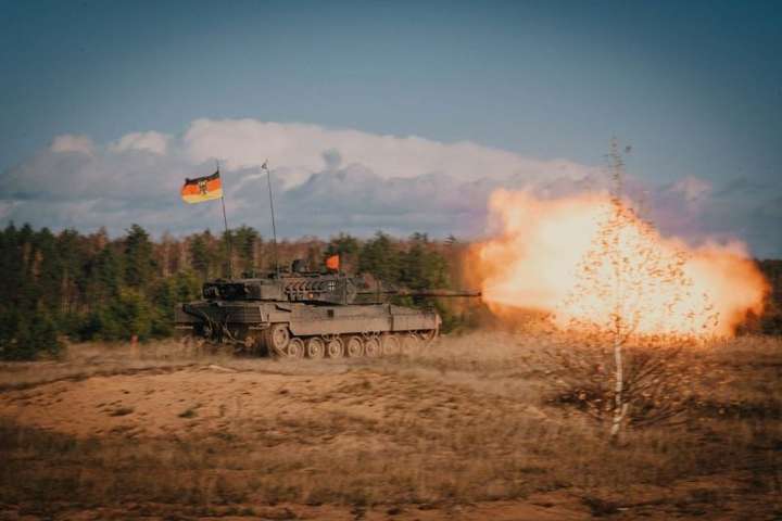 Німеччина пообіцяла пришвидшити поставки сучасної зброї