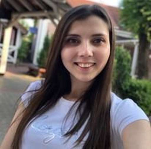 Загинула 25-річна Аліна Кисіль, її колеги по “ПриватБанку” – поранені