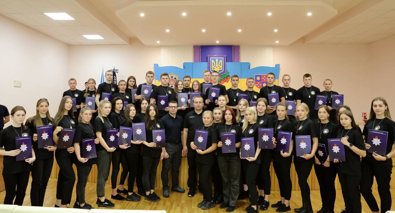 45 юних вінничан стали випускниками Кадетського корпусу поліції