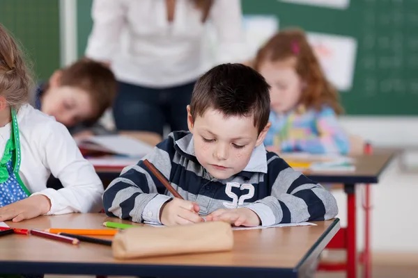 У Міністерстві освіти і науки України заявили, що українські школи готові до початку навчального року у змішаному форматі