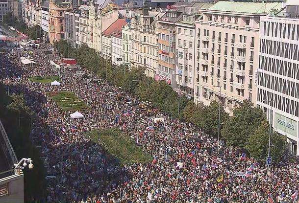 Проросійський мітинг у Празі зібрав 70000 учасників