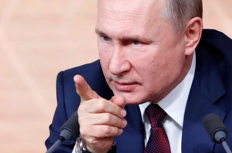 Вже і московські депутати, після петербурзьких, просять Путіна піти