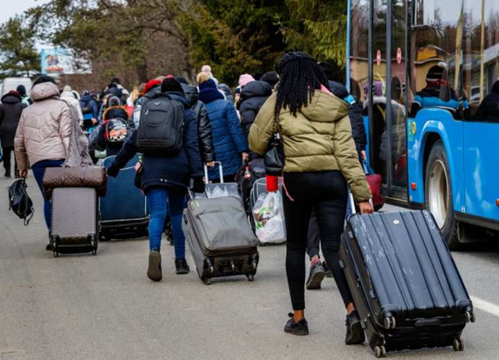 Чехія готова прийняти десятки тисяч українських біженців взимку