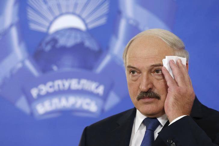 Лукашенко вимагає Україні здатись. Бо далі буде повне знищення