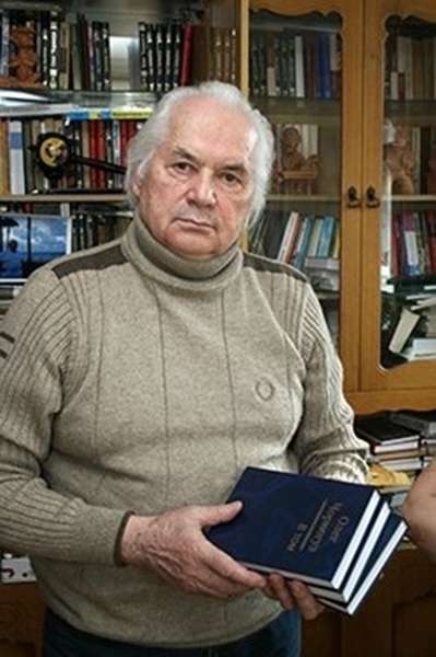 Національна спілка письменників звернулася до Михайла Кулика виділити місце для пам’ятки Олегу Чорногузу