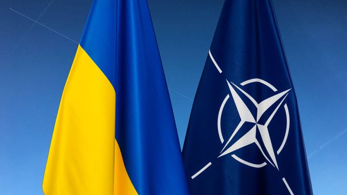 НАТО фінансуватиме у виробництва зброї радянського зразка для України