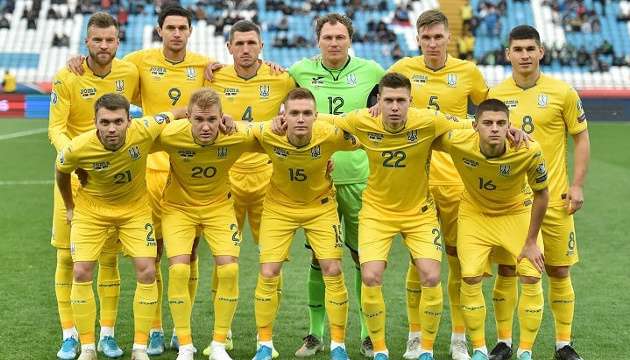Поза великим футболом може опинитися збірна України через розборки між чиновниками