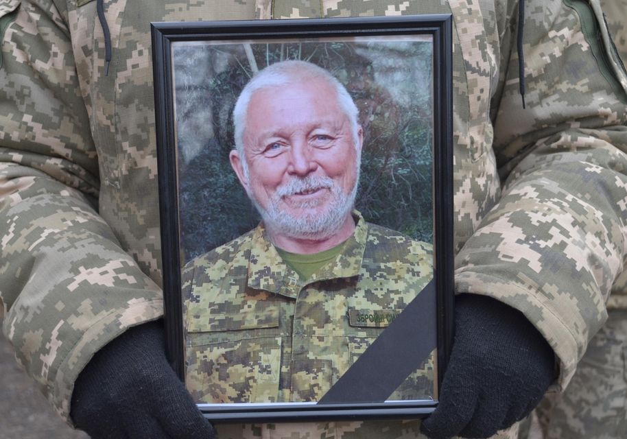 Ямпільчани попрощались із загиблим захисником Олексієм Нестеровим