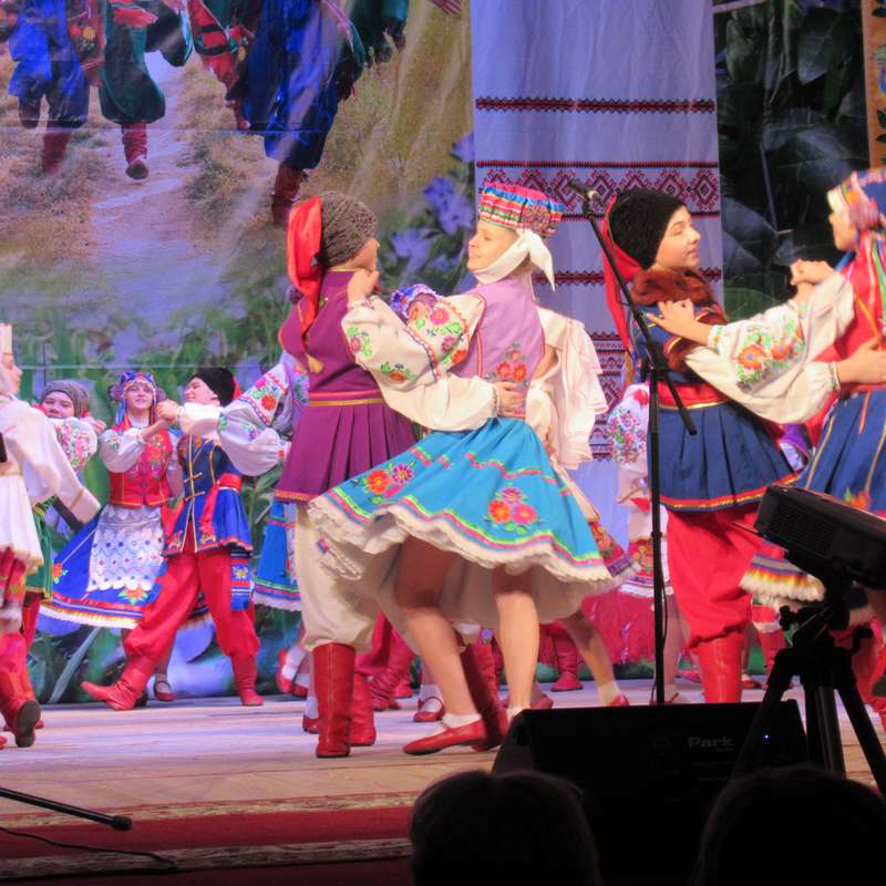 Магія українського танцю від “Барвінка” підкорила світ (відео)