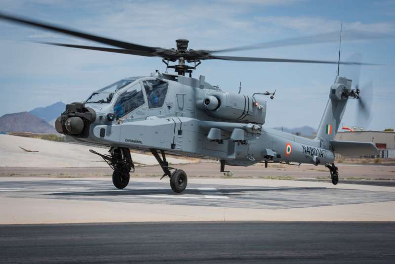 Гелікоптери Apache для захисту українського неба передасть Британія