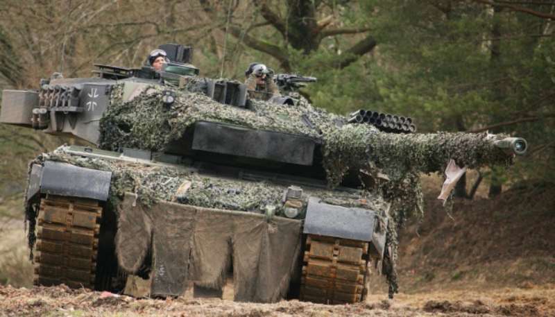 Роту танків поставить Польща Україні