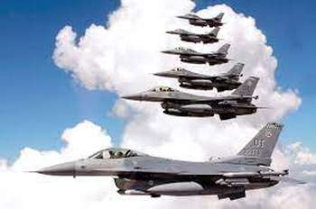 Польща готова передати Україні винищувачі F-16  у координації з НАТО