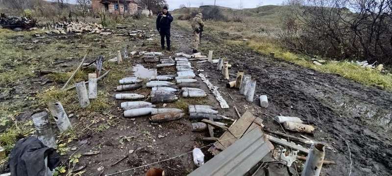 Вінницькі поліцейські розміновують деокуповані території Херсонщини