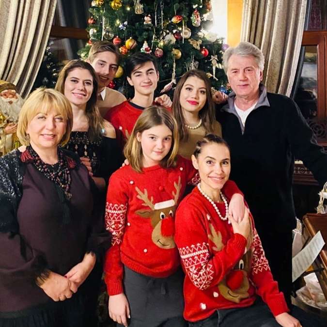 Екс-президент Ющенко зізнався, чому більше не живе разом зі своєю родиною