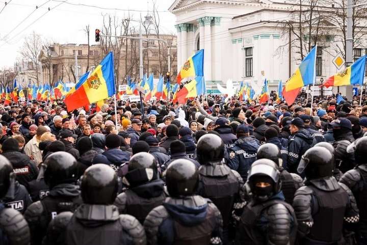 Ультиматум президенту Молдови поставили проросійські сили