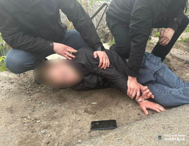 У Могилеві-Подільському поліцейські затримали зловмисника, який збував амфетамін