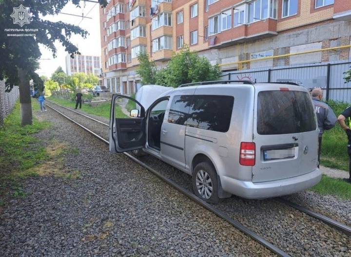 Закумарений водій вчинив ДТП у Вінниці