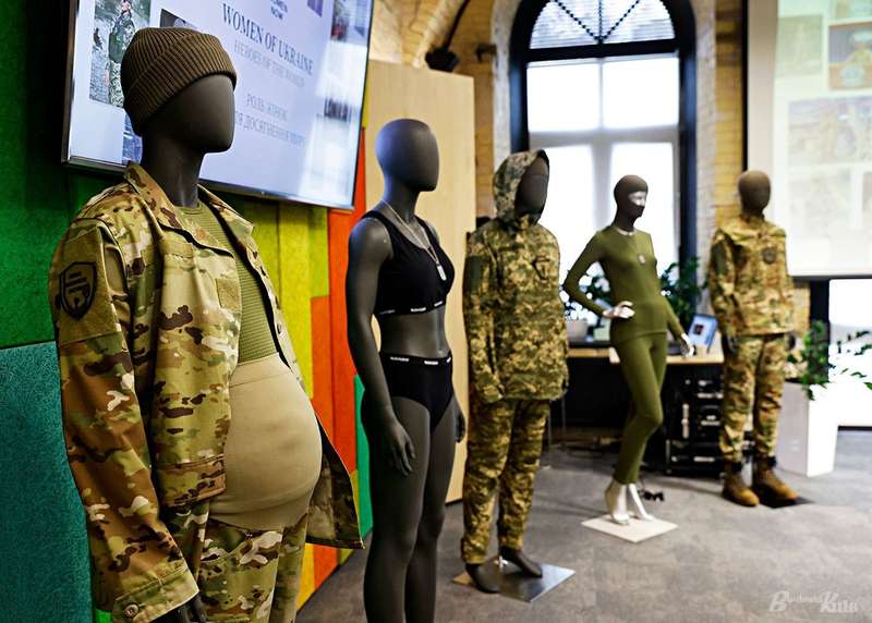 “Відьма” розповіла про однострої для жінок-військових в Україні
