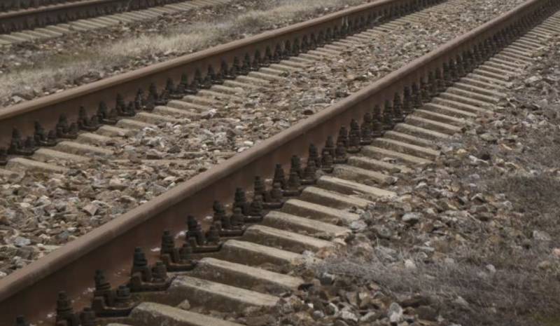 У Феодосії невідомі пошкодили залізничну колію, рух потягів призупинено