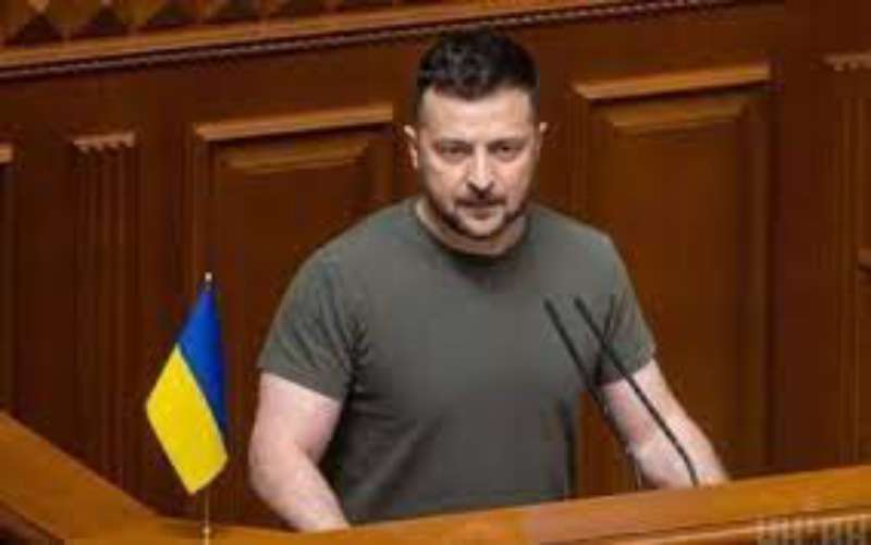 Чиновницьку агонію з бюджетом обіцяє зупинити президент України
