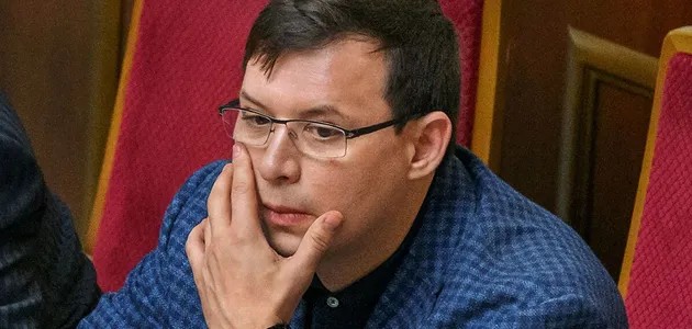 У харківській оселі Мураєва правоохоронці провели обшуки