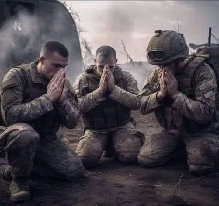 Прошу, моліться за наших воїнів
