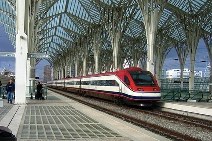 Єдиний проїзний квиток на поїзд запроваджує португальська залізниця