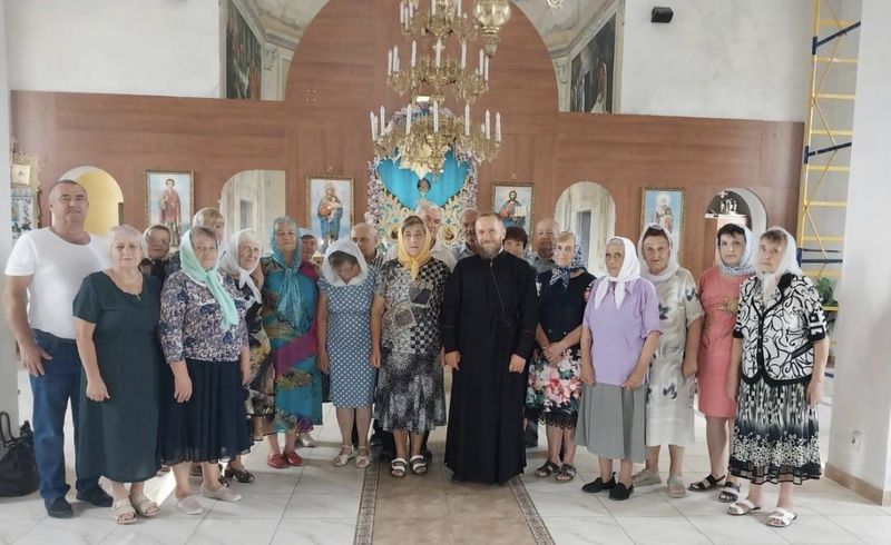 Громада Голодьок молилась у своєму храмі українською