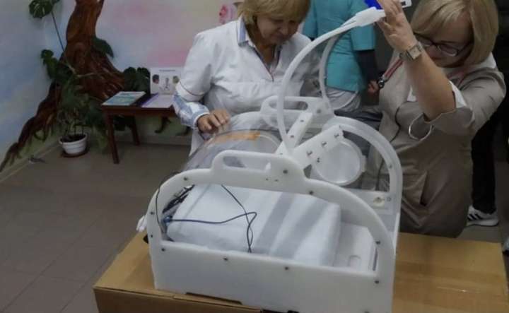 У лікарні в Бершаді тепер є інноваційний апарат для догляду за новонародженими дітьми