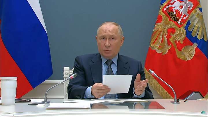 Путіна на саміті лідерів G20 видав чергову порцію маячні