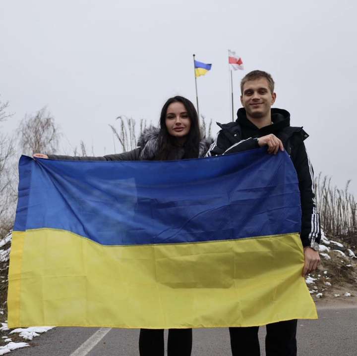 Україна повернула хлопця, якого було вивезено з Маріуполя в рф